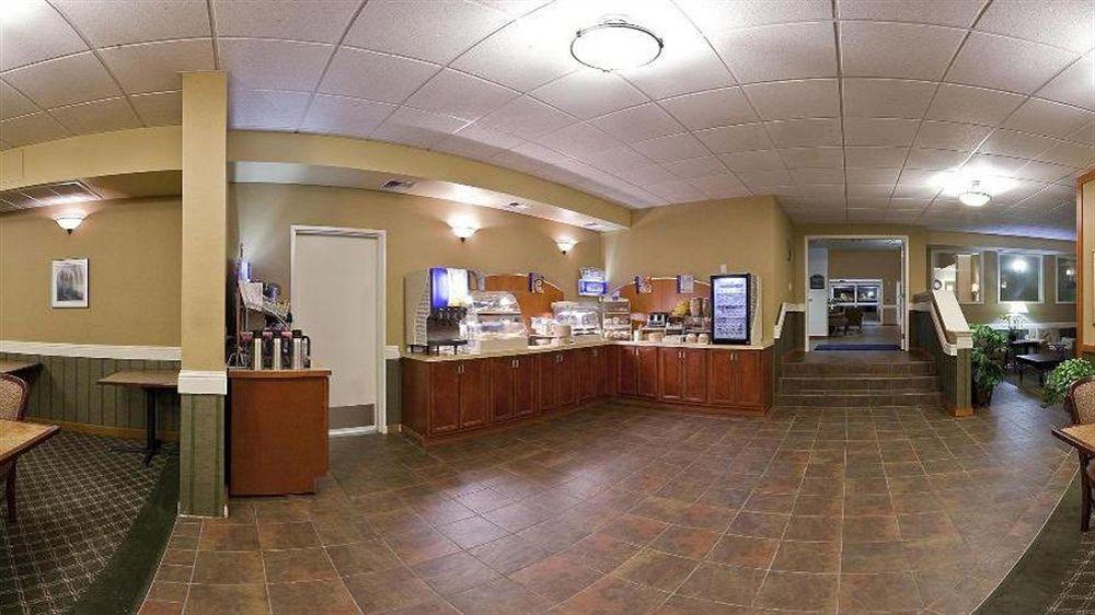Holiday Express & By Ihg Hotel Everett