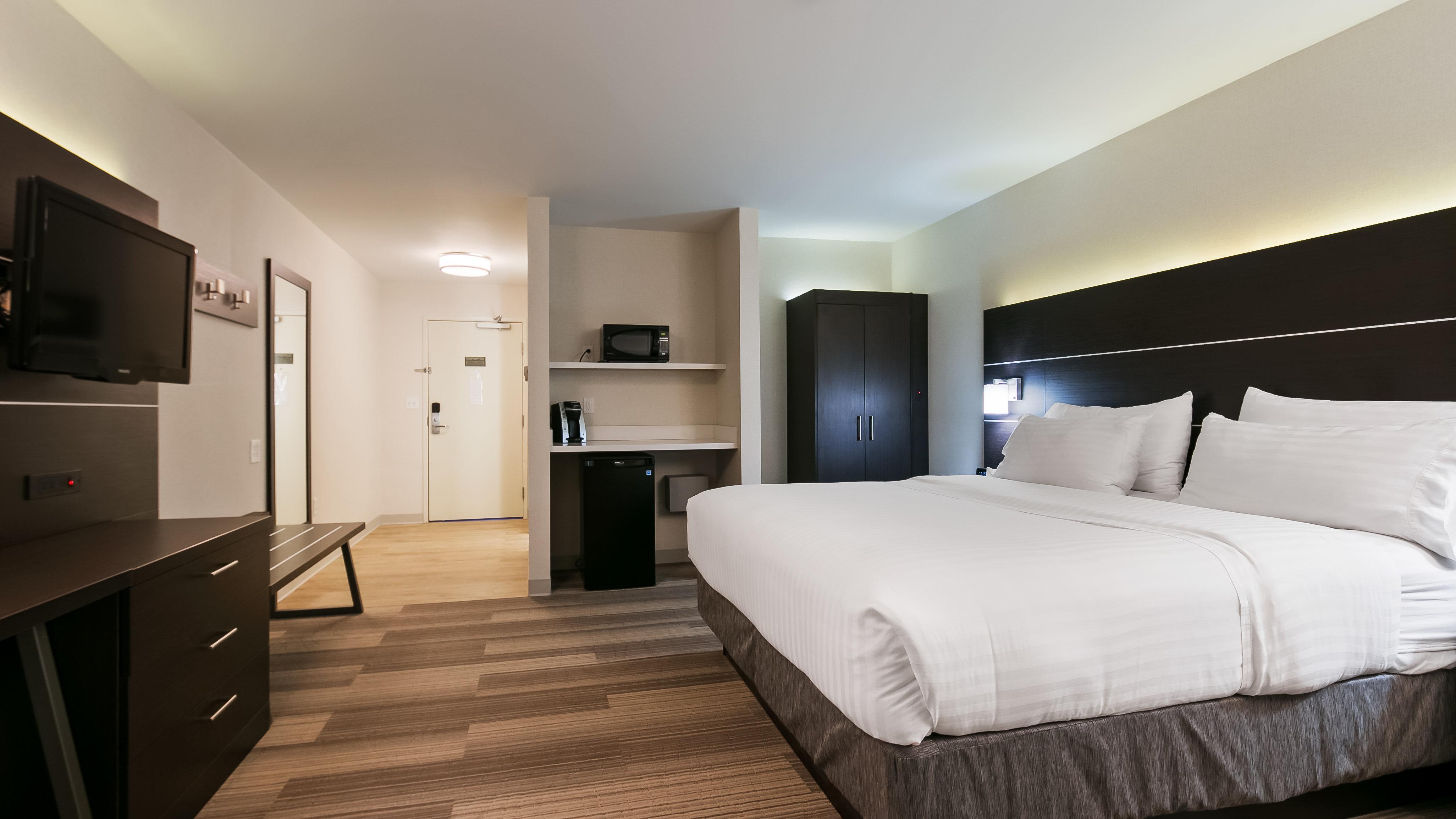 Holiday Express & By Ihg Hotel